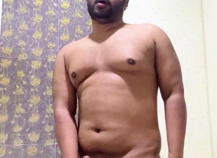 Indian Exhibitionist Masturbating in Bathroom Chubby