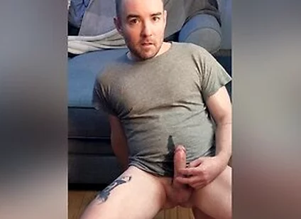Finger Me While I Piss Myself