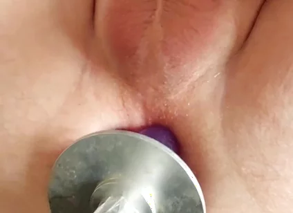 My Ass Got Pounded by a Fuck Machine While Stroking-messy Finish!