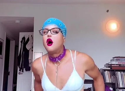Kris Reelz- Humping a Stack of Pillow Like a Bitch