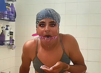 Kris Reelz - Self Face Spit,agagging on a Mouth Ring