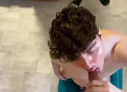 Swallowing Huge Load From Big Uncut Cock