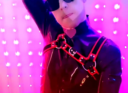 Vide Clip Outtake for My New Reellatexrubberblackstyle