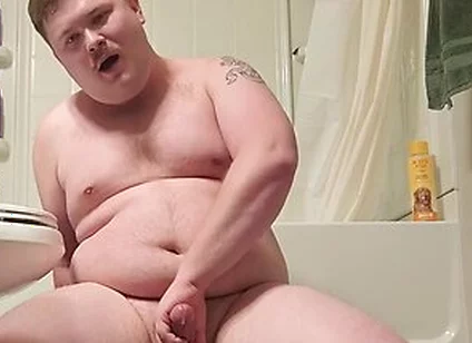 Bottom Rides Dildo And Gets Verbal