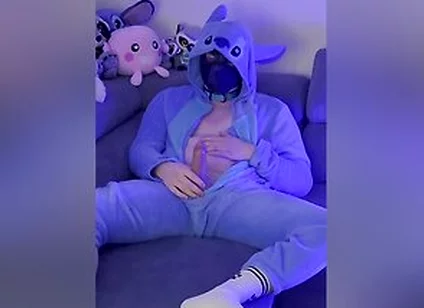 Day 1 Advent Calendar - In My Boyfriends Kigurumi Stitch