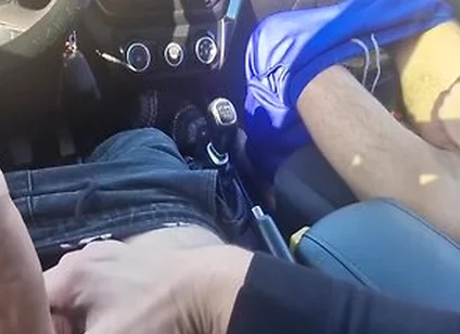 I Secretly Jerked Off A Big Cock To A Student 18+ During A Break Near School. Do You Want To Suck Our Cocks?