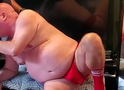 Kennie Jai in Leather Makes Bear Lick His Boots and Then Fucks Him and Cums on His Face!