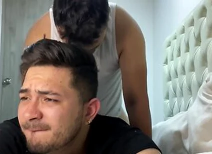 Padrastro Me Confunde Cuando Duermo Me Come El Culo A Pelo Y Me Lo Deja Lleno De Leche Caliente - Sexo Duro