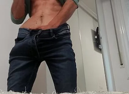 The Dude Shows You His Tight Piece Of Cock Inside His Jeans - Hunk Hands