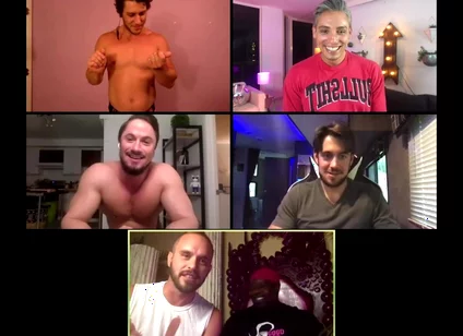 Model Behavior: Play: Battle of the Bottoms 1
