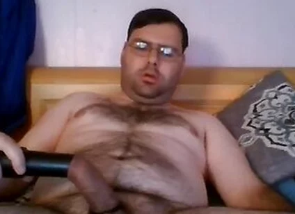 Nerdybibear - Vacuum Sucking