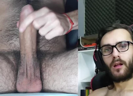 Masturbating Big Penis 4 Minutes, Look at the Face of Pleasure