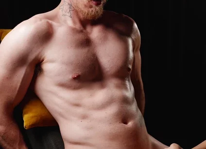 Muscular Aussie Straight Got Edged with Sounding