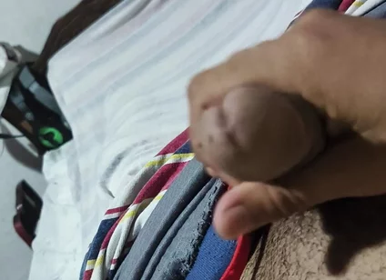 Skinny Mature Masturbates at Home While His Neighbors Are at the Bar