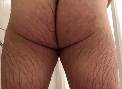 Cuming in the Shower