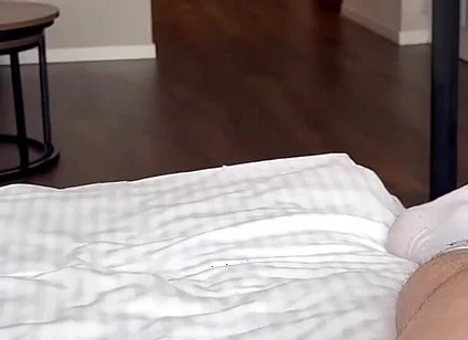 Sexy Vili Had Sex in a Hotel Room Wearing Denim Shorts and Sexy Leggings