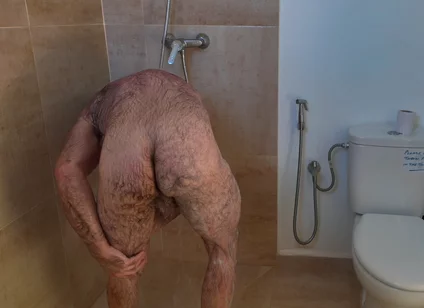 Hairy Bear on Holiday