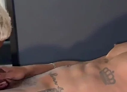 Tatted Papi Top Older Big Dick Fucks Big Ass Bottom Bareback
