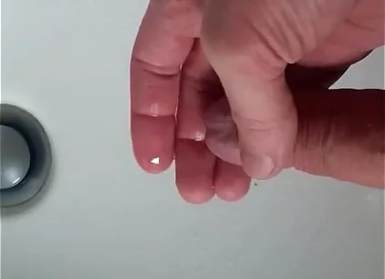 Pee in Bathroom Sink - 04.04.2024