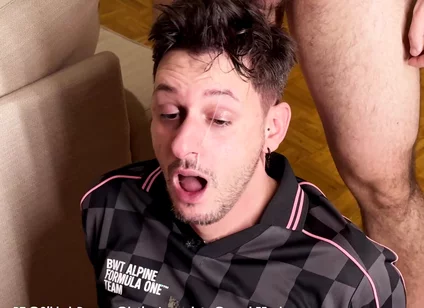 Messy 3-on-1 Facefuck