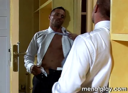 Eduardo Dubov in the Closet
