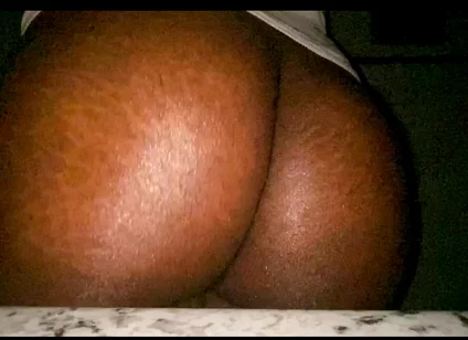 Ass on the Menu, Cum Take a Bite