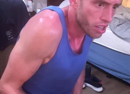 Edging for Hours in Chair, Feel It for 20 Mins That Im There and Finally Do Cum