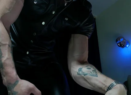 Muscle Worship