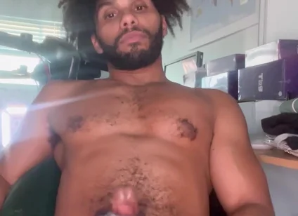 Office Stroke: Man in Suit Masturbation