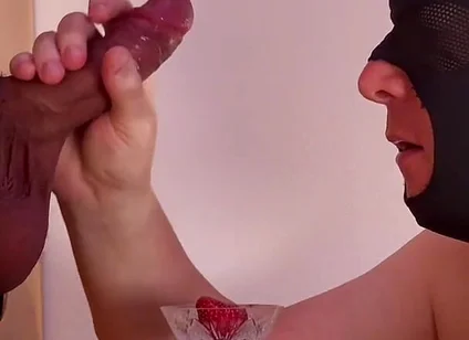 Gloryhole Squirts a Daddy on Strawberries