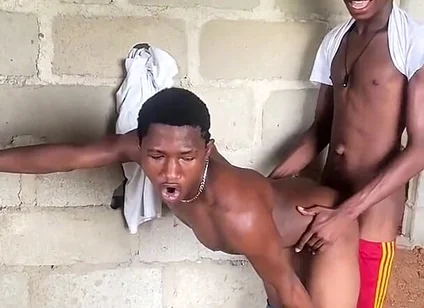 Can’t Resist the Curvy Dick