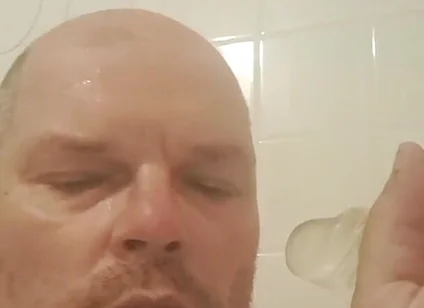 Attached Sucking and Blowing for the Slut