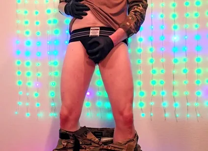 Soldier Reports for Duty