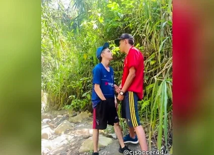 Kisses and with the Partner