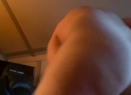 Short Ass Shaking