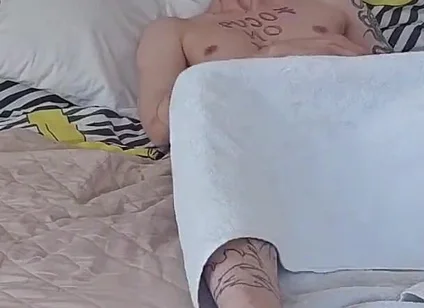 I Seduced a Guy for Sex After a Shower, Fucked Him in the Mouth and Came