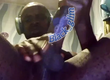 Black_glim Is Out Again