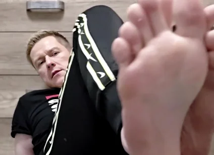 Feet & Fun