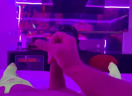 Jerking and Shooting a Nice Load