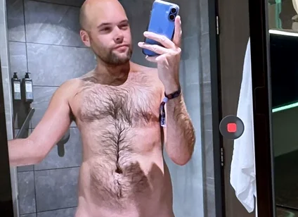 Horny Hotel Jerking