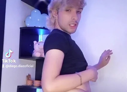Tiktok Naked Challenge