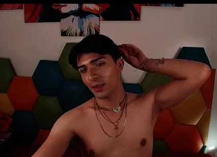 I Like to Undress Very Sensually on Camera for Stepdaddy