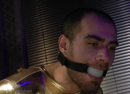 Zeus Goldy Bondage Challenge