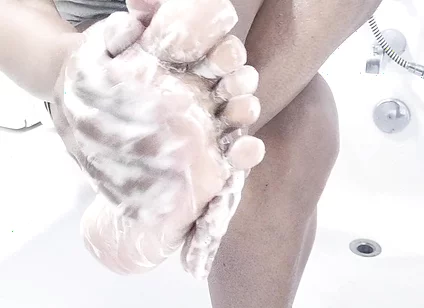 I Clean Sensually My Feet (2025)