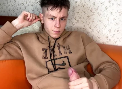 Petite Twink's Intense Jerk off Climax