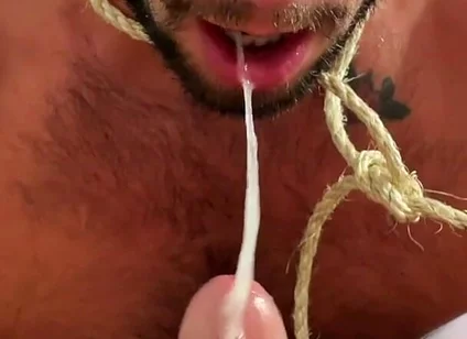 Aspen Gives Great Head