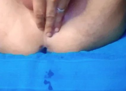 A Married Man Had Never Felt so Aroused While Stimulating and Fingering His Anus for the First Time.