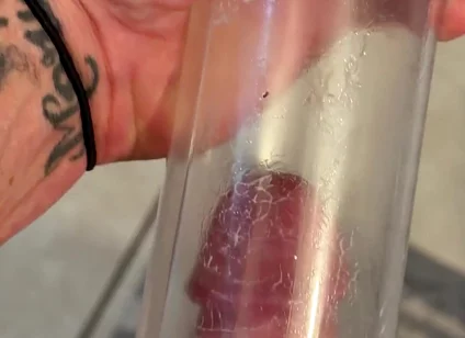 Pumping up Penis