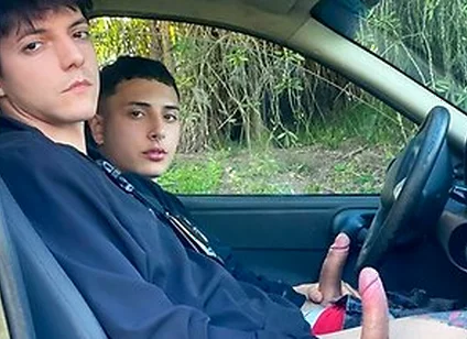 Ride Share Hookup: Horny Twink Picks Up Sexy Passenger And They End Up Fucking Raw With Uriel Simon And Dylan Segundo