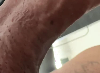 Tiny Human Explores the Giant's Body and Ends up Being Devoured
